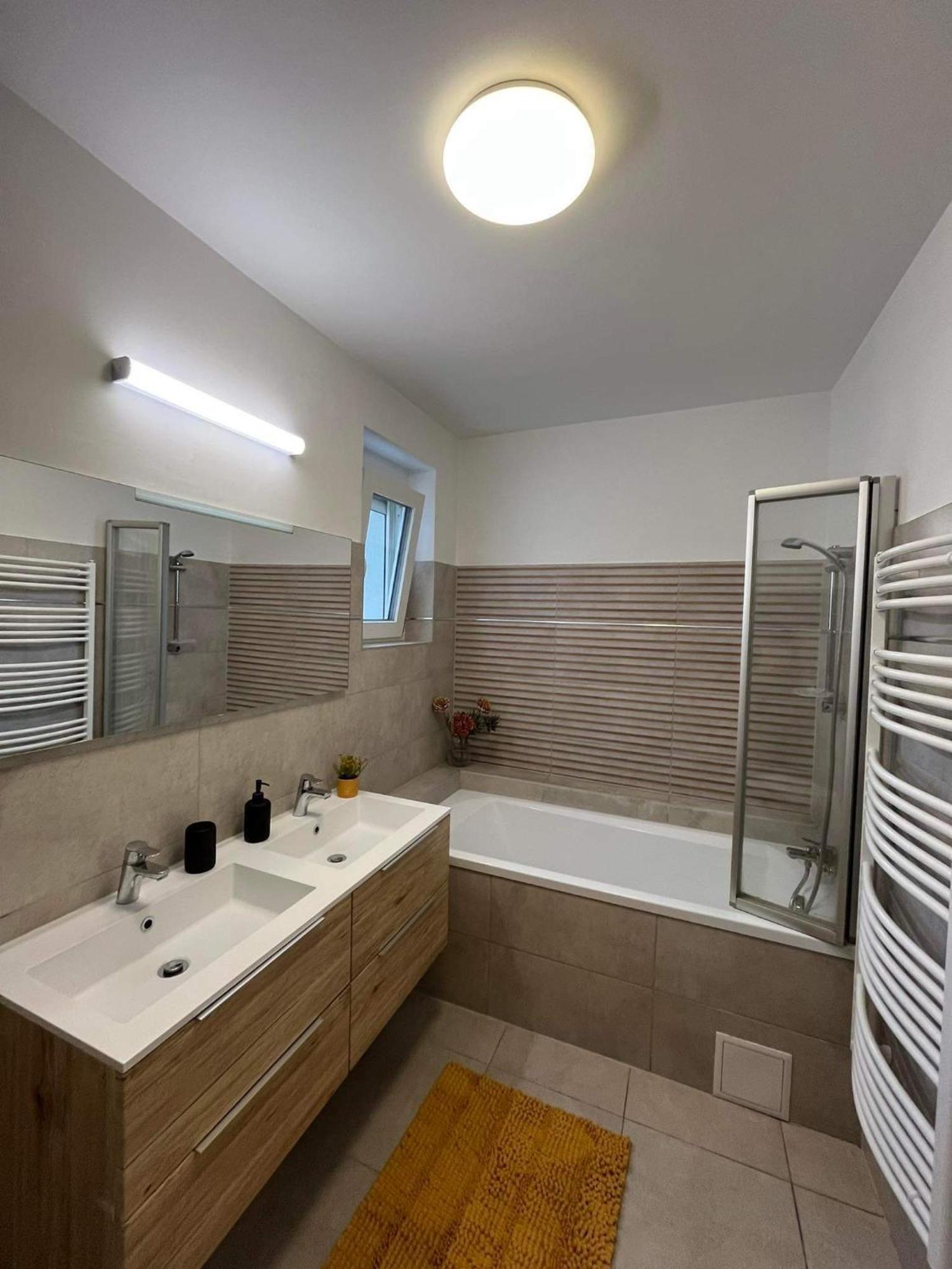 Ada Apartman ショプロン エクステリア 写真